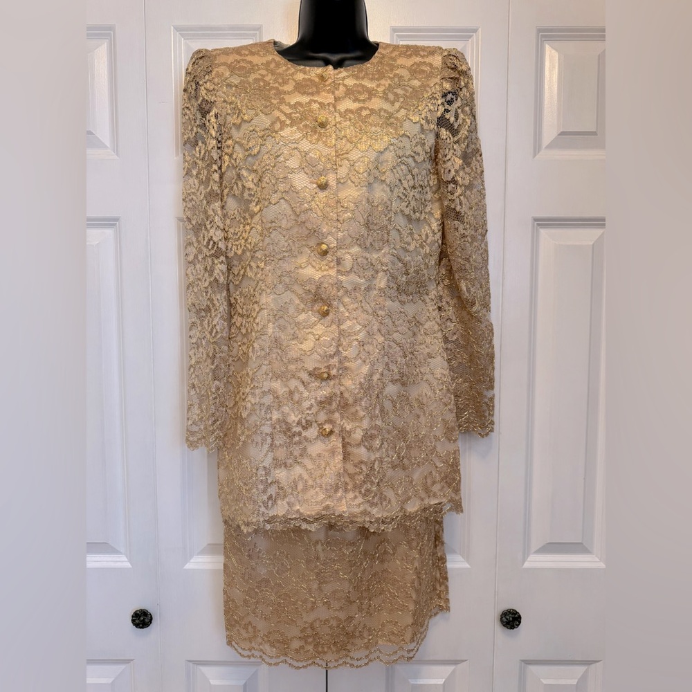 VTG Lisa Michaels 2 Piece Set Blazer & Skirt Women’s 6 Gold Lace Embroidered